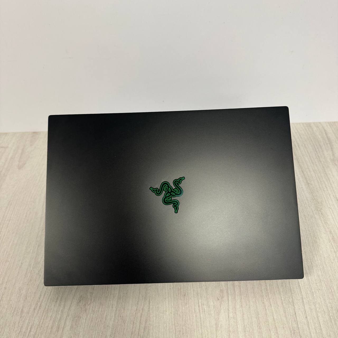 Razer Blade 16 RZ09-0483 miniLED 16.0" 120Hz Core i9-13950HX 16/1 RTX 4090 16GB - фото 6