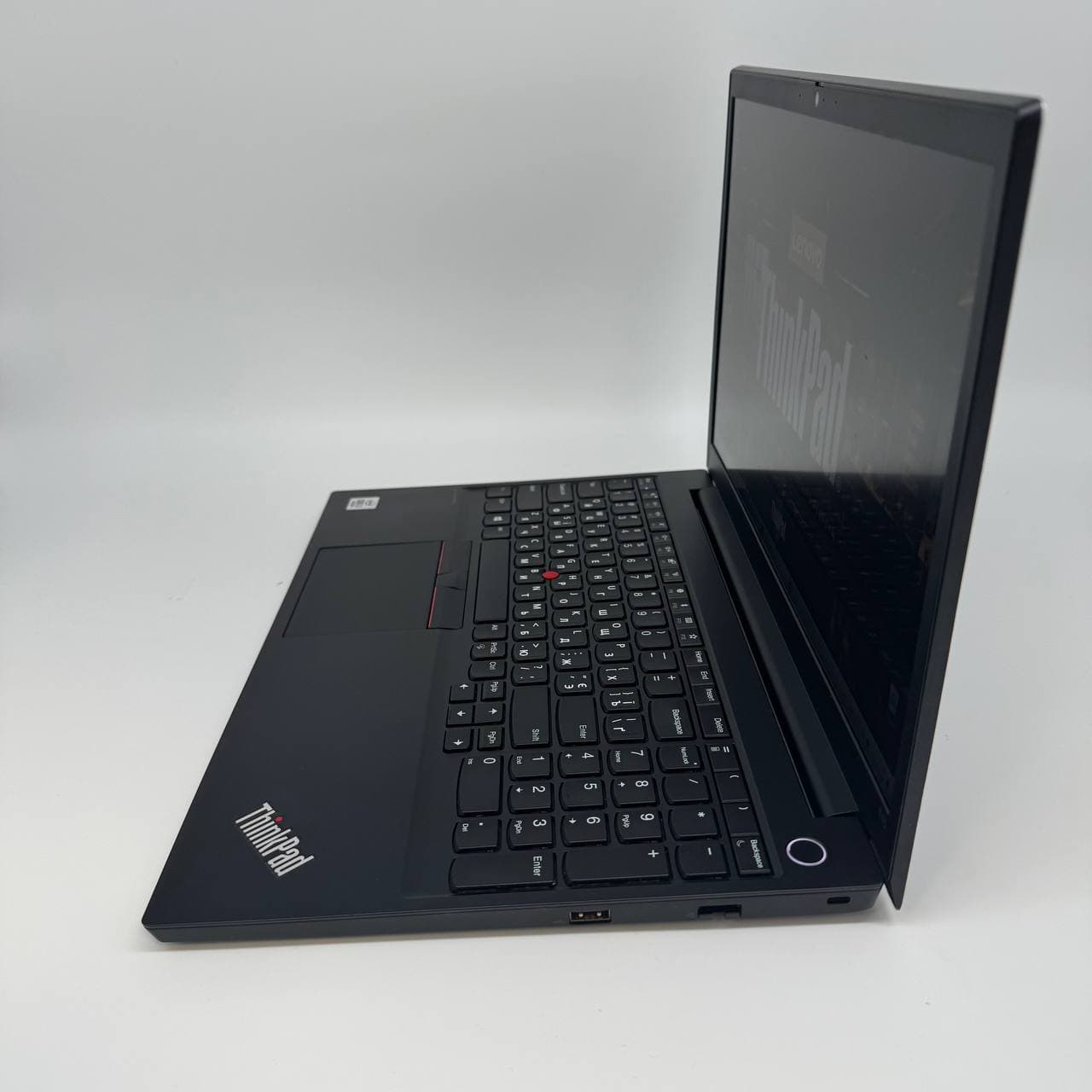 Lenovo ThinkPad E15 15.6" Core i7-10510U 8/256 - фото 6