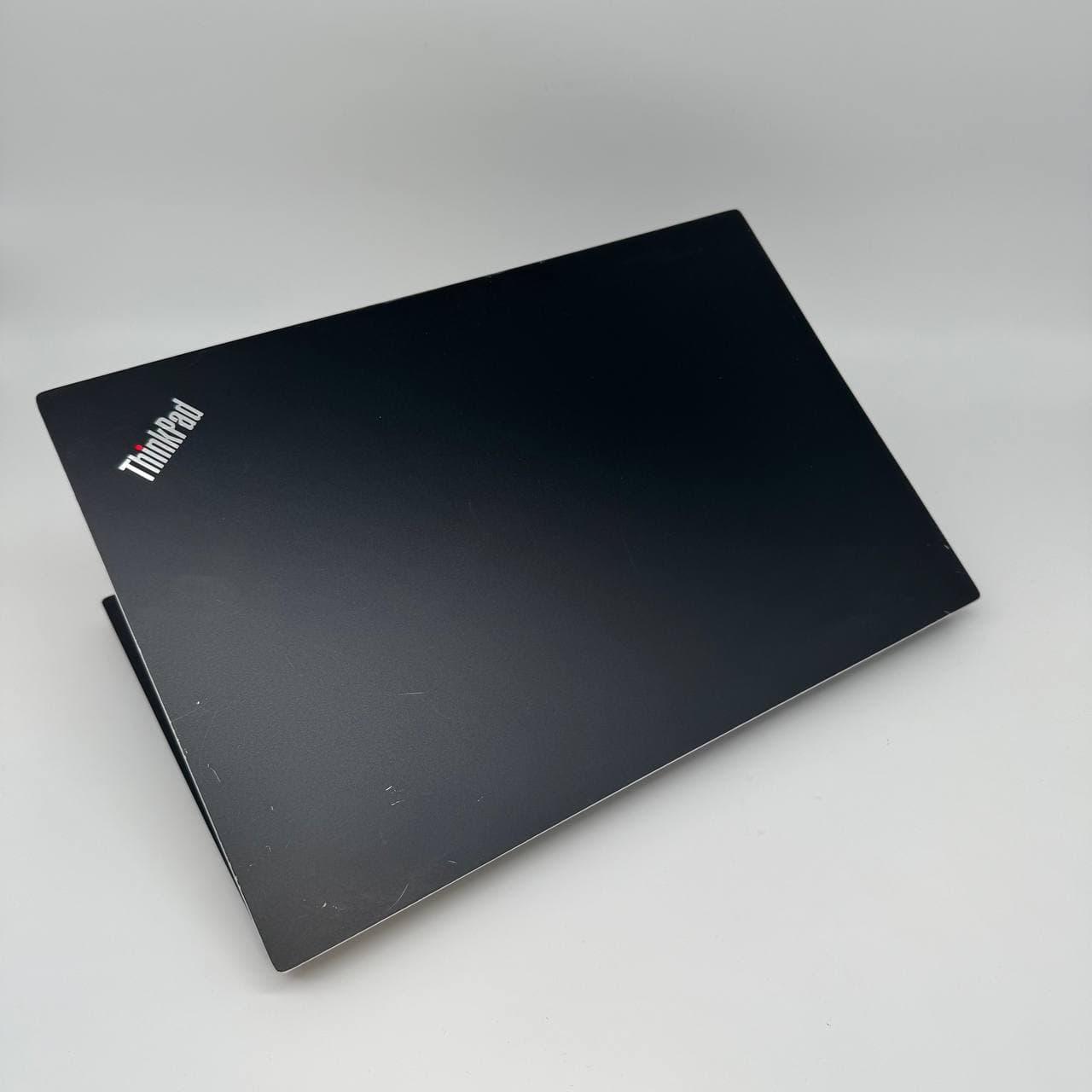 Lenovo ThinkPad E15 15.6" Core i7-10510U 8/256 - фото 4