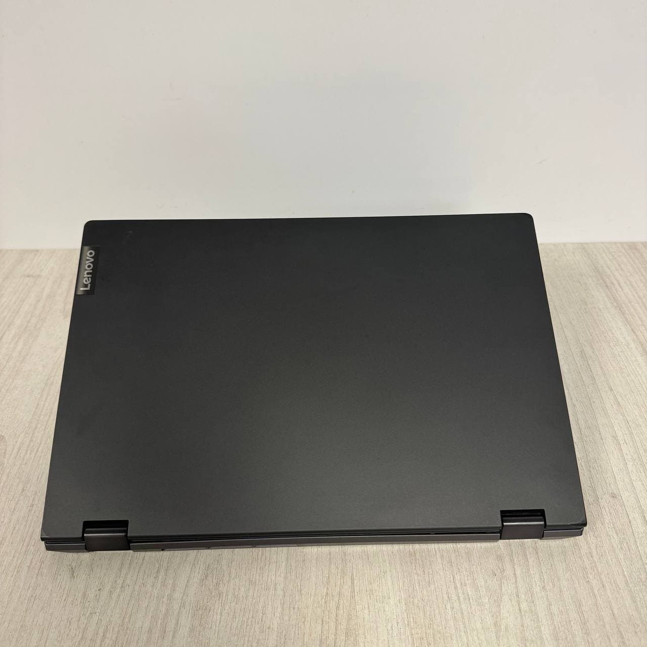 Lenovo IdeaPad Flex 15IWL x360 Touch 15.6" Core i5-8265U 8/250 - фото 5