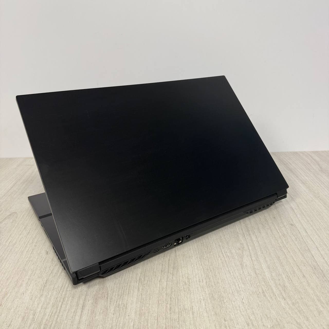 Clevo NH77HPQ 17.3" 144Hz Core i7-11800H 8/256 RTX 3060 6GB - фото 6