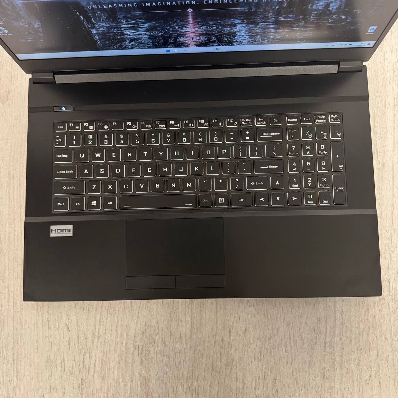 Clevo NH77HPQ 17.3" 144Hz Core i7-11800H 8/256 RTX 3060 6GB - фото 2