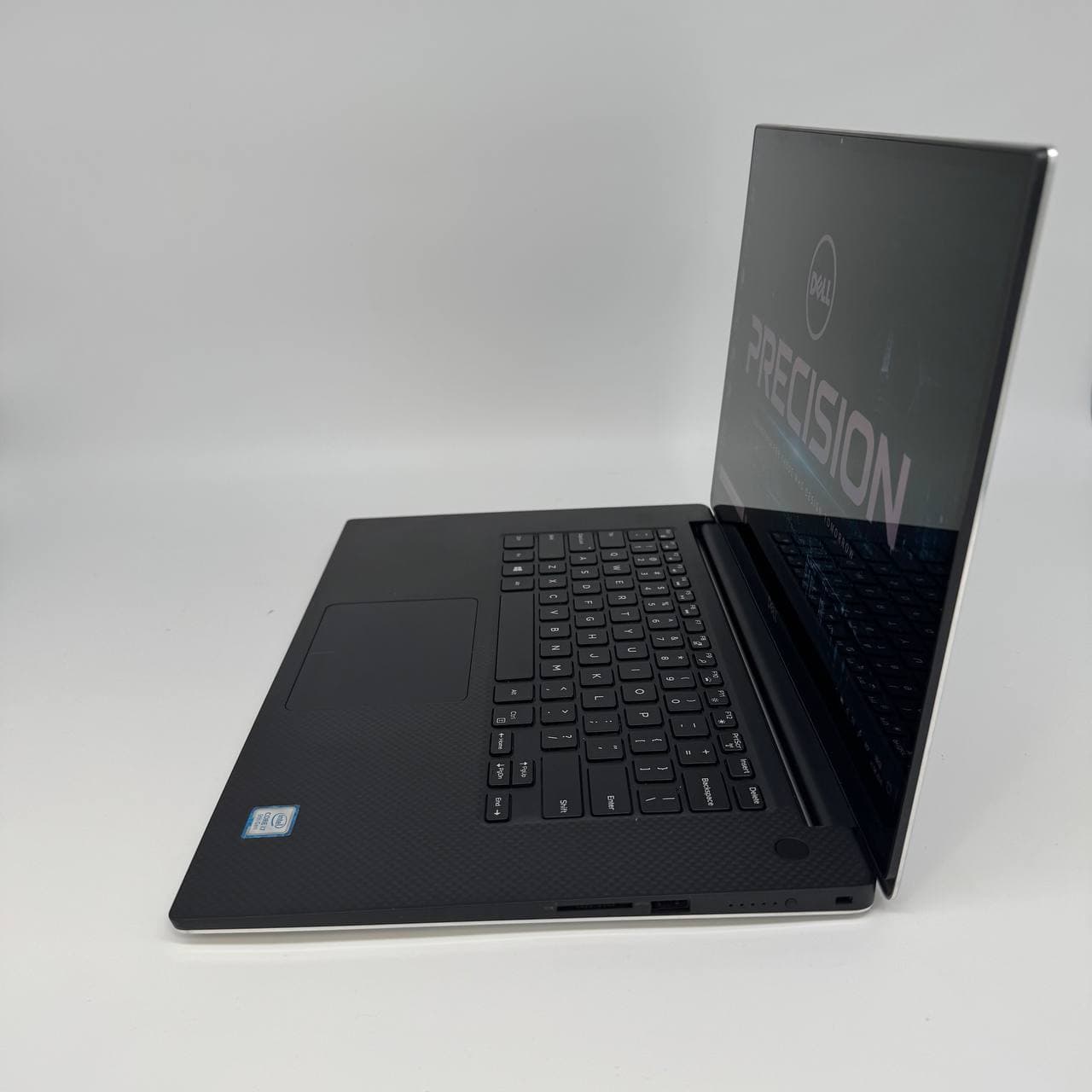 Dell Precision 5540 4K Touch 15.6" Core i7-9850H 16/256 - фото 3