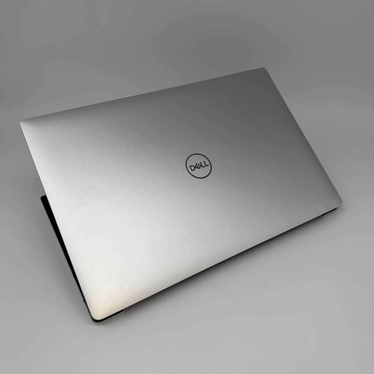 Dell Precision 5540 4K Touch 15.6" Core i7-9850H 16/256 - фото 4