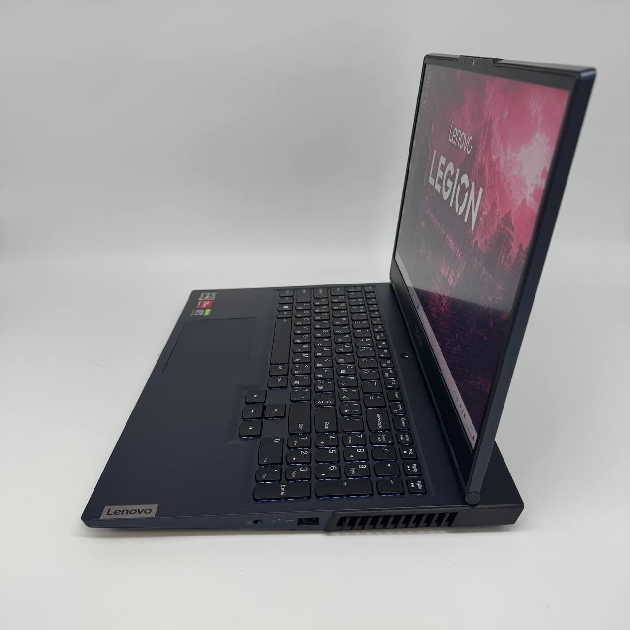Lenovo Legion 5 15ACH6 15.6" 165Hz Ryzen 5 5600H 16/512 RTX 3050 4GB - фото 4