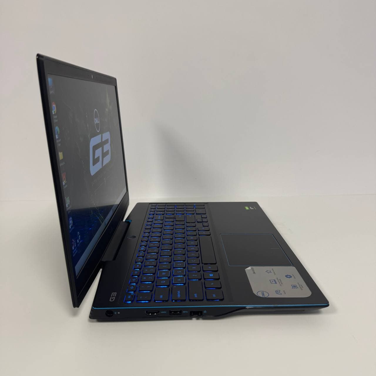 Dell G3 3500 15.6" 120Hz Core i5-10300H 8/256 GTX 1650 4GB - фото 2