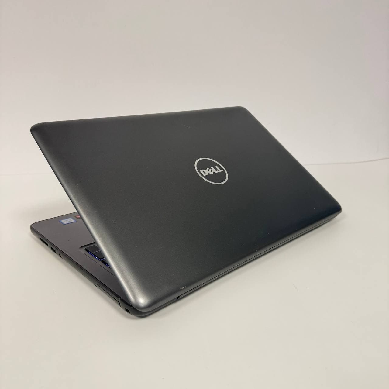 Dell Inspiron 5567 Touch 15.6" Core i7-7500U 8/250 - фото 4
