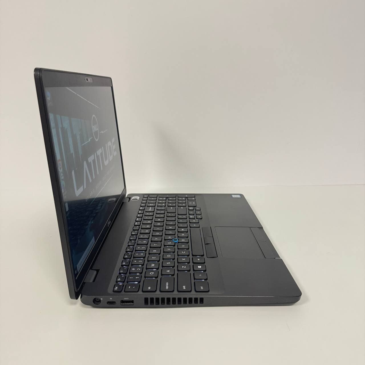 Dell Latitude 5500 15.6" Core i5-8365U 8/256 - фото 3