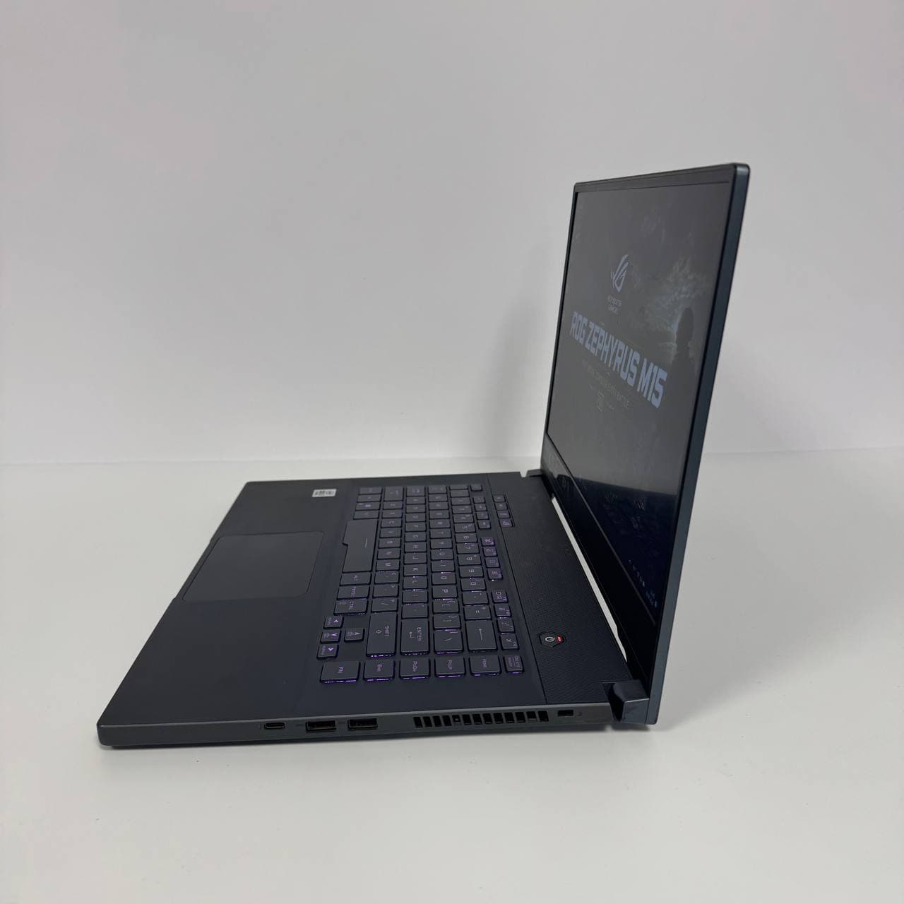 Asus ROG Zephyrus M15 GU502LW 15.6" 240Hz Core i7-10750H 16/512 RTX 2070 8GB - фото 3