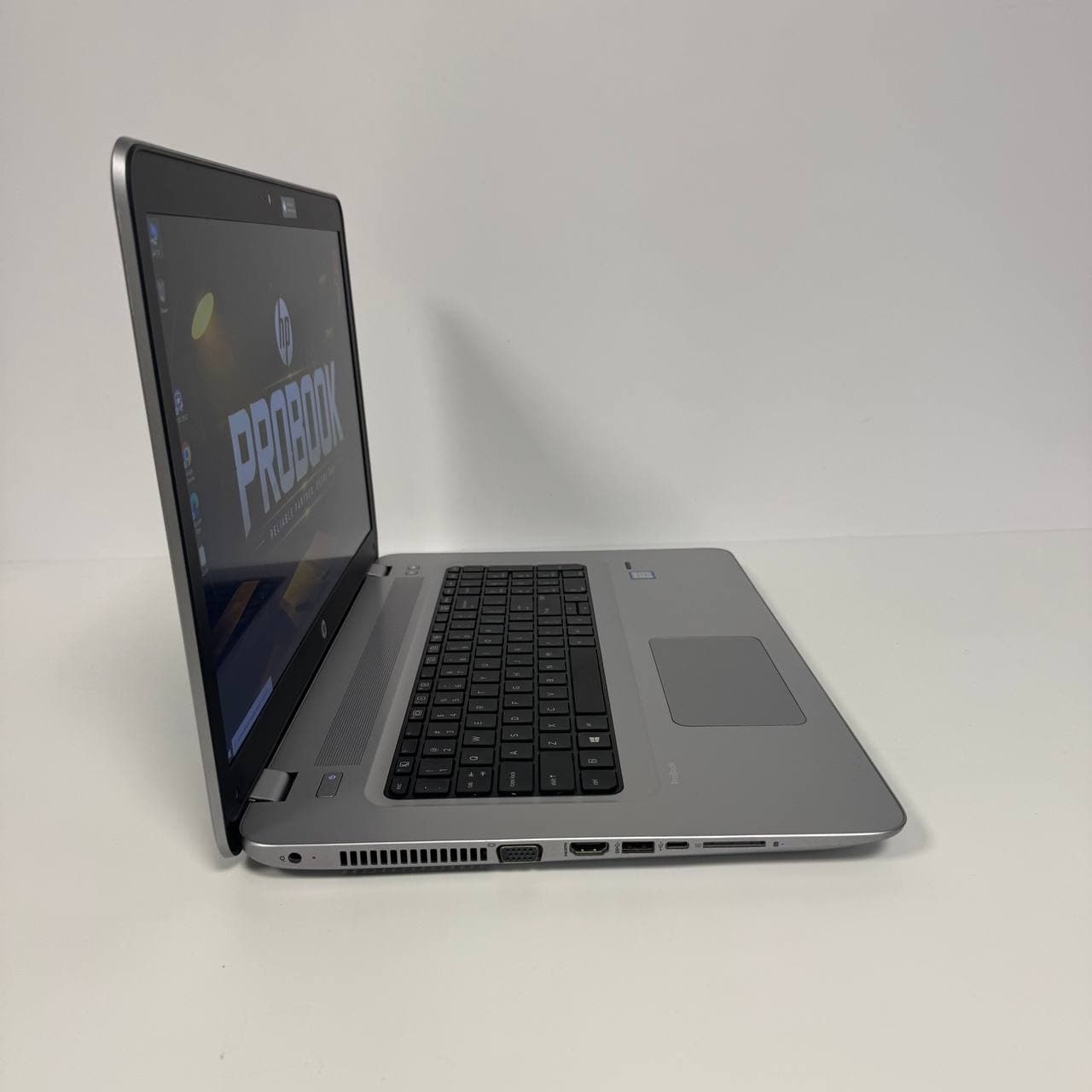 HP ProBook 470 G4 17.3" Core i5-7200U 8/256 - фото 4