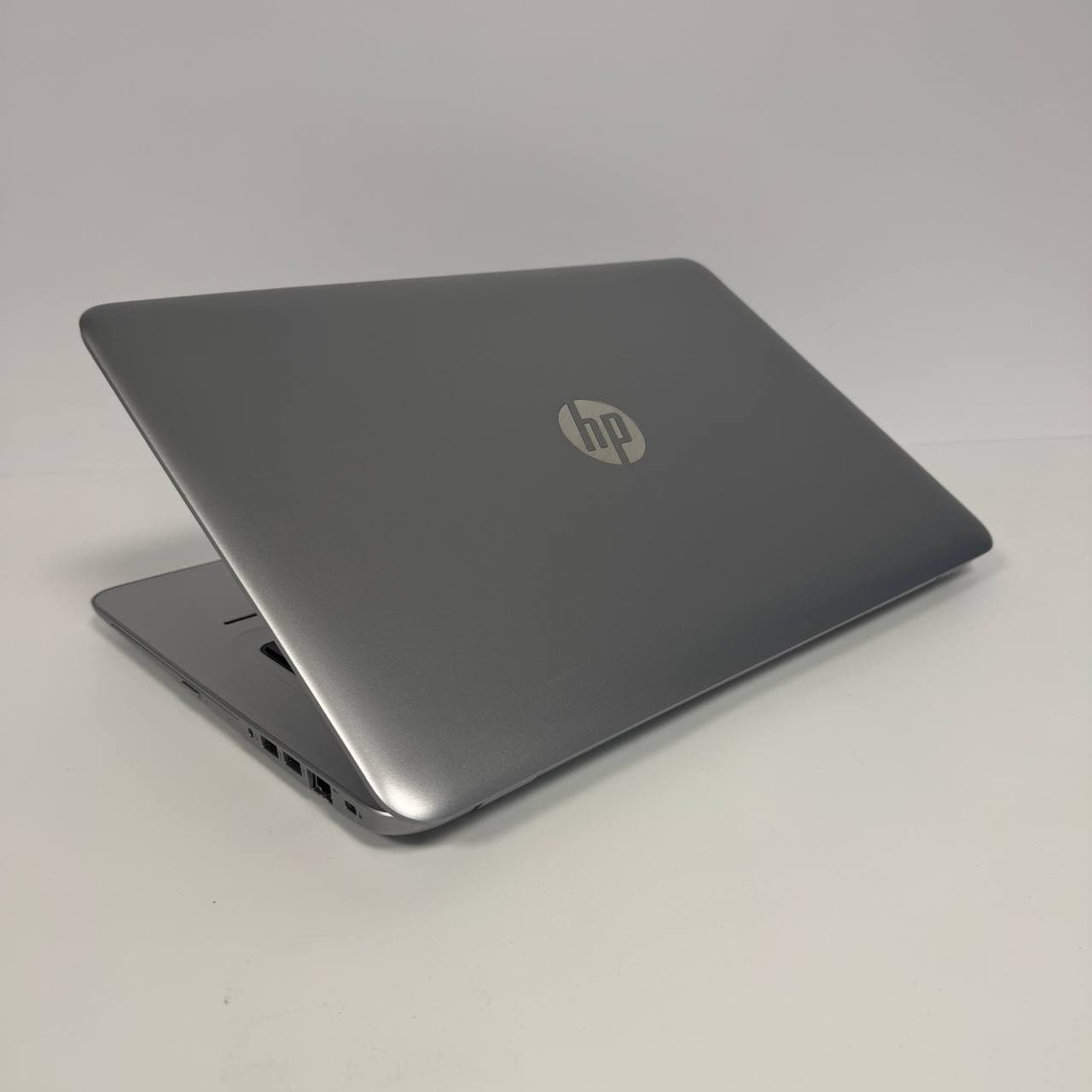 HP ProBook 470 G4 17.3" Core i5-7200U 8/256 - фото 6