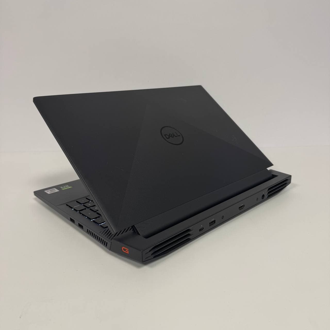 Dell G15 5510 15.6" 120Hz Core i5-10200H 8/512 RTX 3050 4GB - фото 4