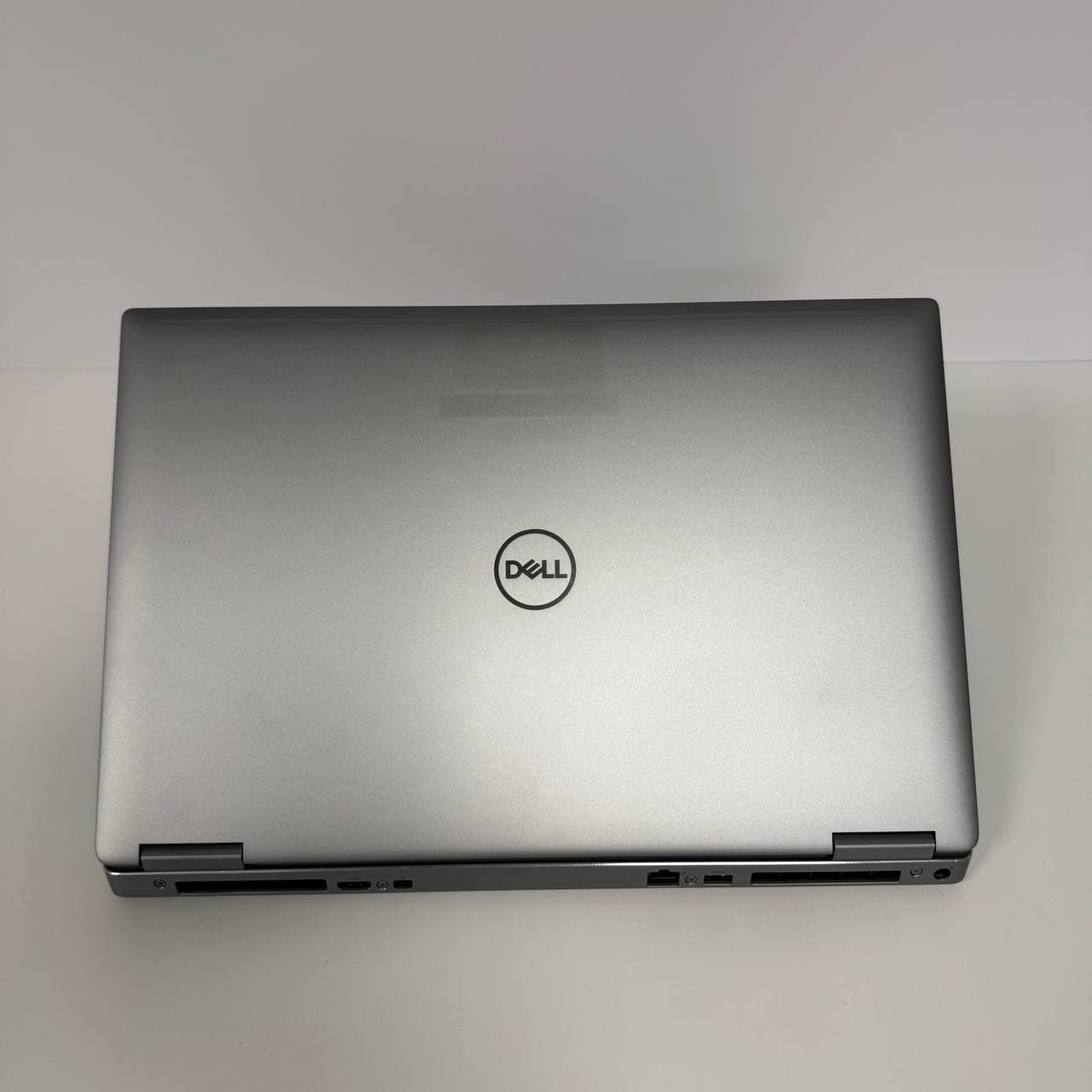 Dell Precision 7740 17.3" Core i7-9750H 16/256 RTX 3000 6GB - фото 6