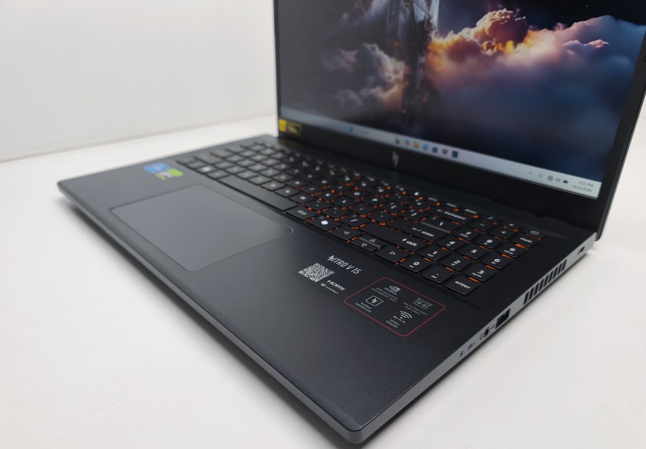 Acer Nitro V15 15.6" Core i5-13420H 16/1000 RTX 5050 8GB - фото 3