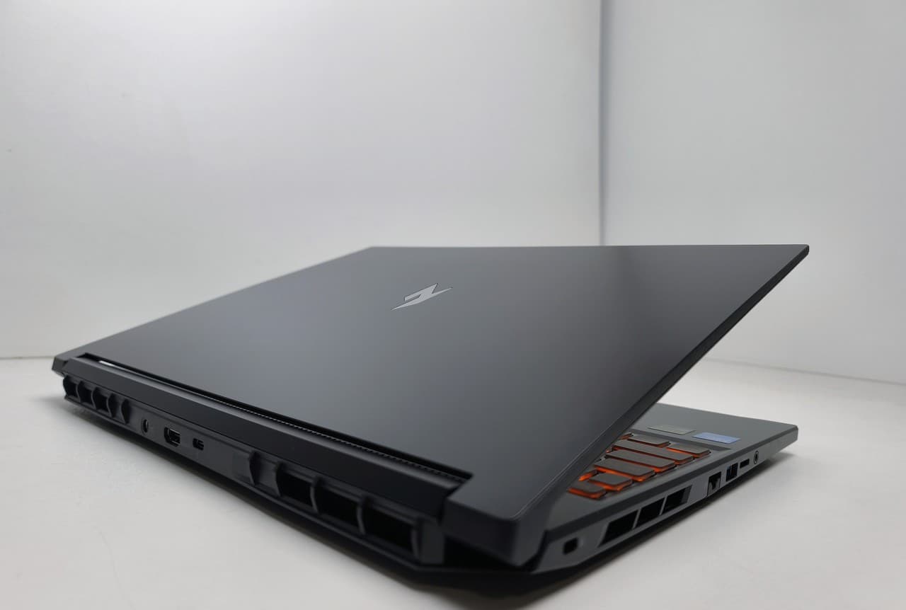 Acer Nitro V16 Core 7 240 32/512 RTX 5060 8GB - фото 4