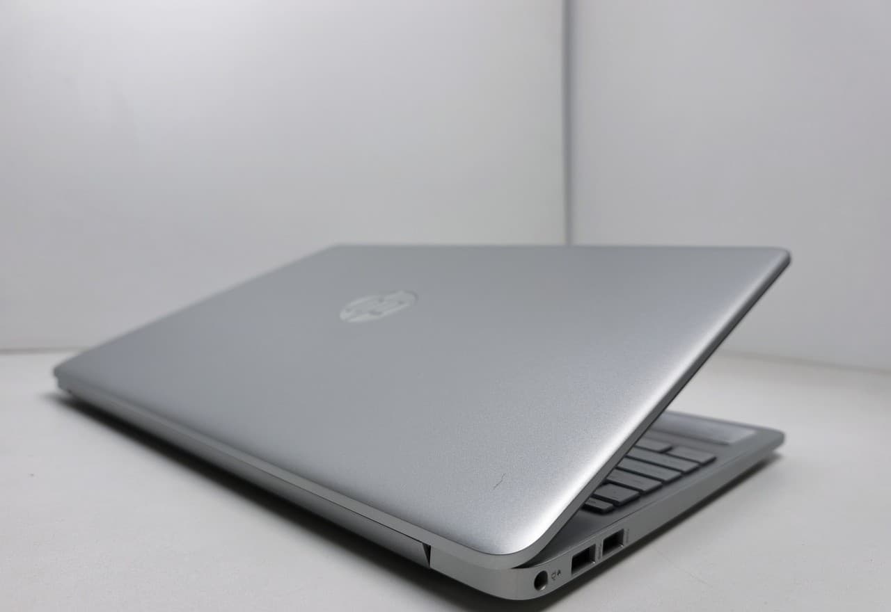 HP 15 15.6" Core i5-1135G7 8/256 - фото 5