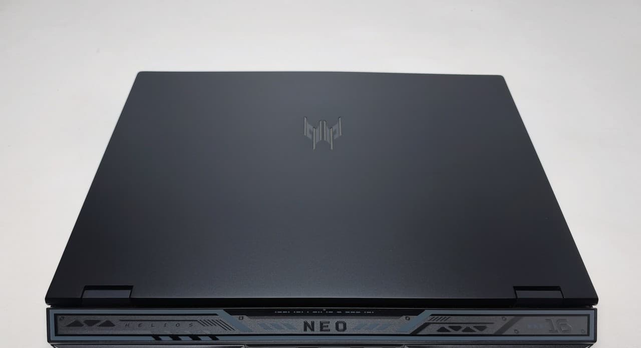 Acer Predator Helios Neo 16" Core I9-14900HX 16/1000 RTX 4070 8GB - фото 3