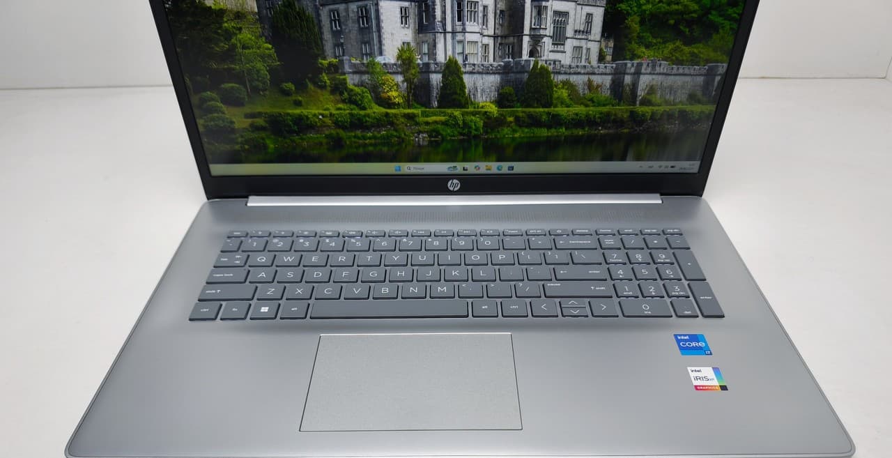 HP 17 Laptop 17.3" Core i7-1255U 16/512 - фото 2