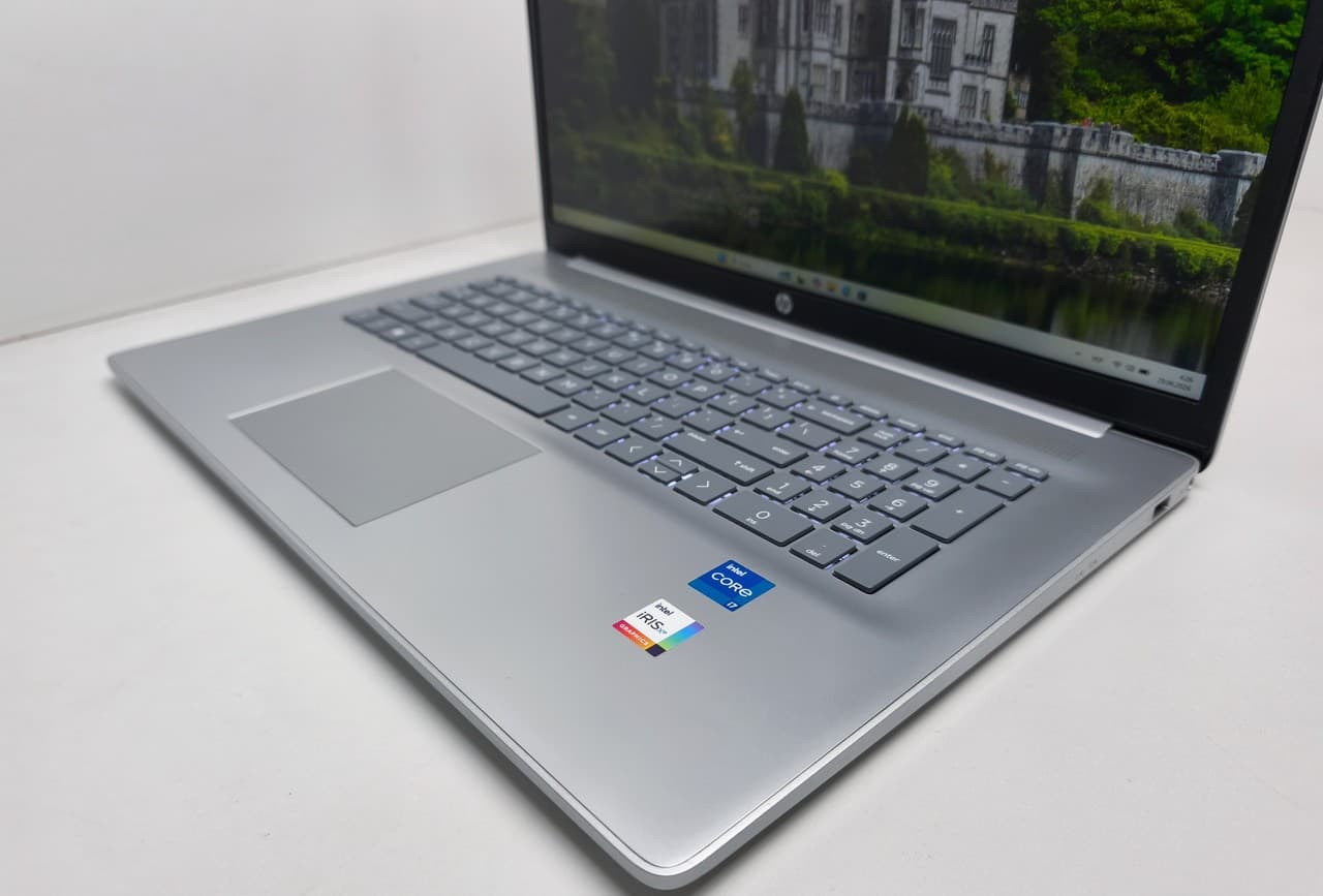 HP 17 Laptop 17.3" Core i7-1255U 16/512 - фото 3
