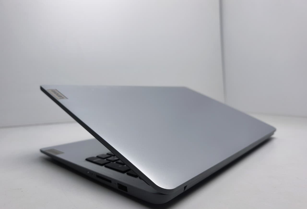 Lenovo IdeaPad 1 15.6" Core i3-1215U 8/256 - фото 4