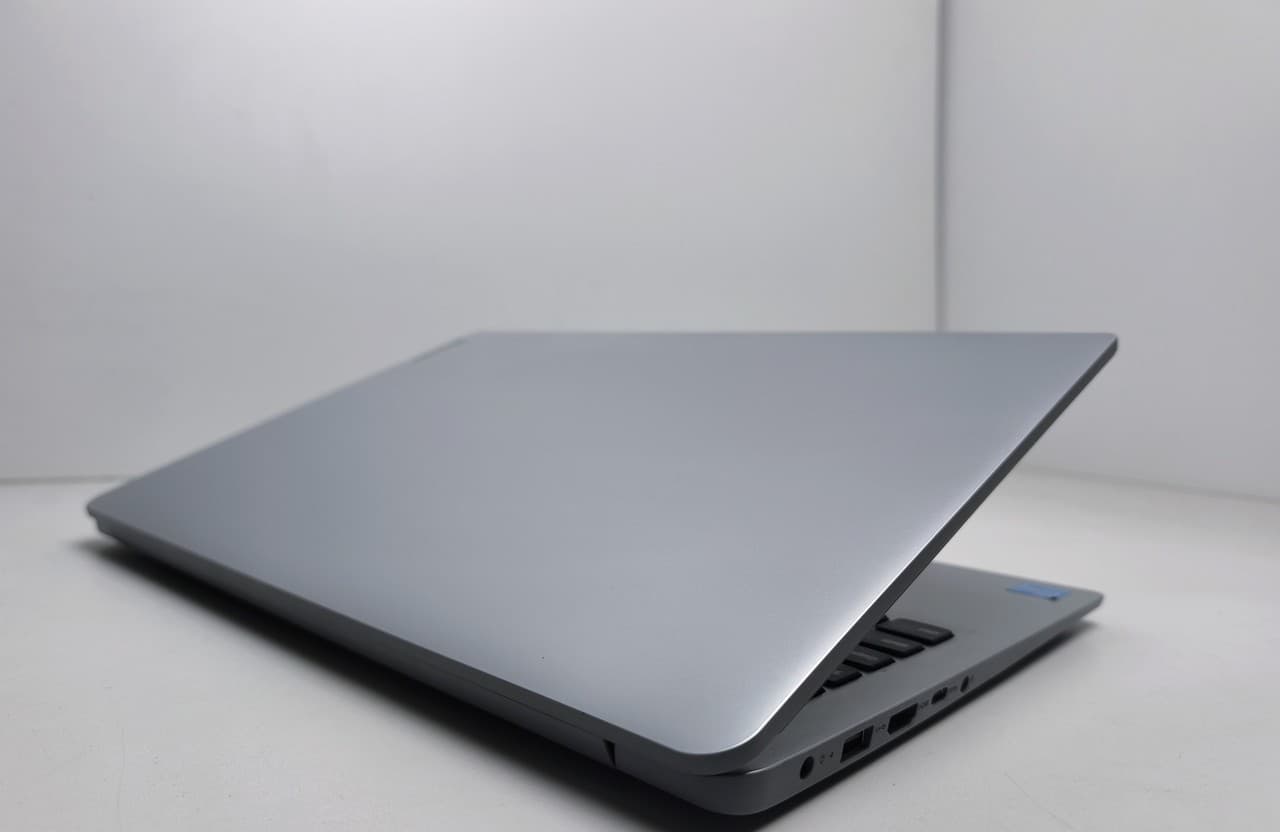 Lenovo IdeaPad 1 15.6" Core i3-1215U 8/256 - фото 5