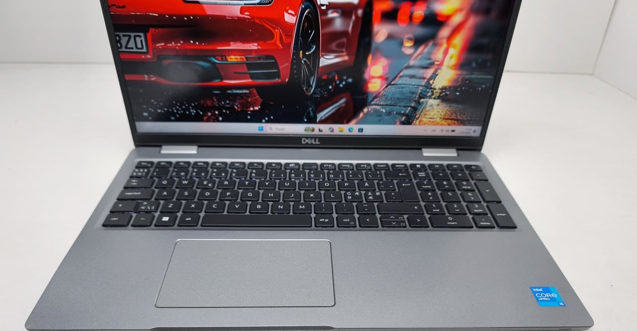 Dell Latitude 5520 15.6" Core i5-1145G7 8/256 - фото 2