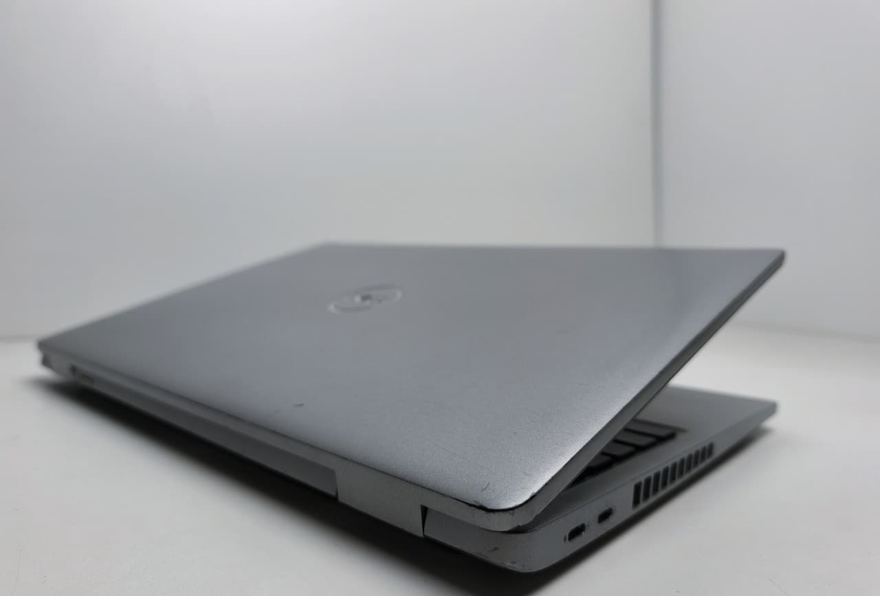Dell Latitude 5520 15.6" Core i5-1145G7 8/256 - фото 4