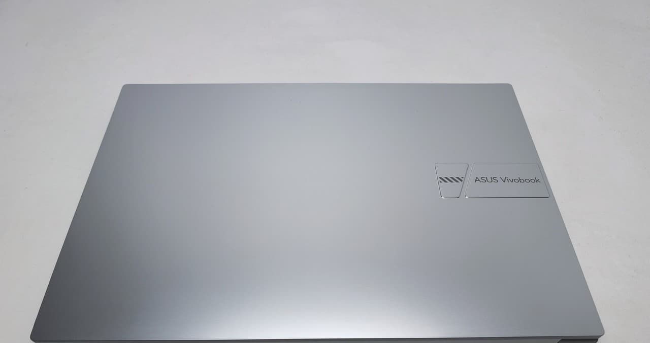 Asus Vivobook 16" Core i5-1235U 16/512 - фото 7