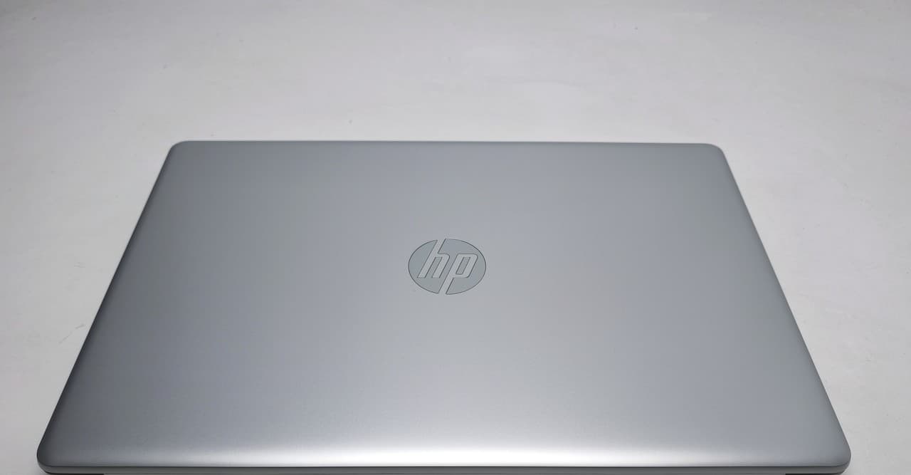 HP 17 Laptop 17.3 HD+Сore -1135G7 Core i5-1135G7 8/256 - фото 7