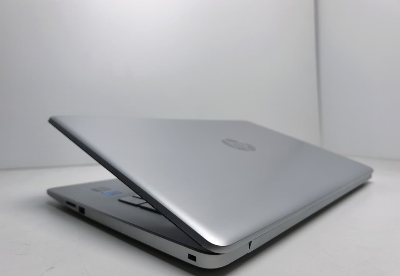 HP 17 Laptop 17.3 HD+Сore -1135G7 Core i5-1135G7 8/256 - фото 4