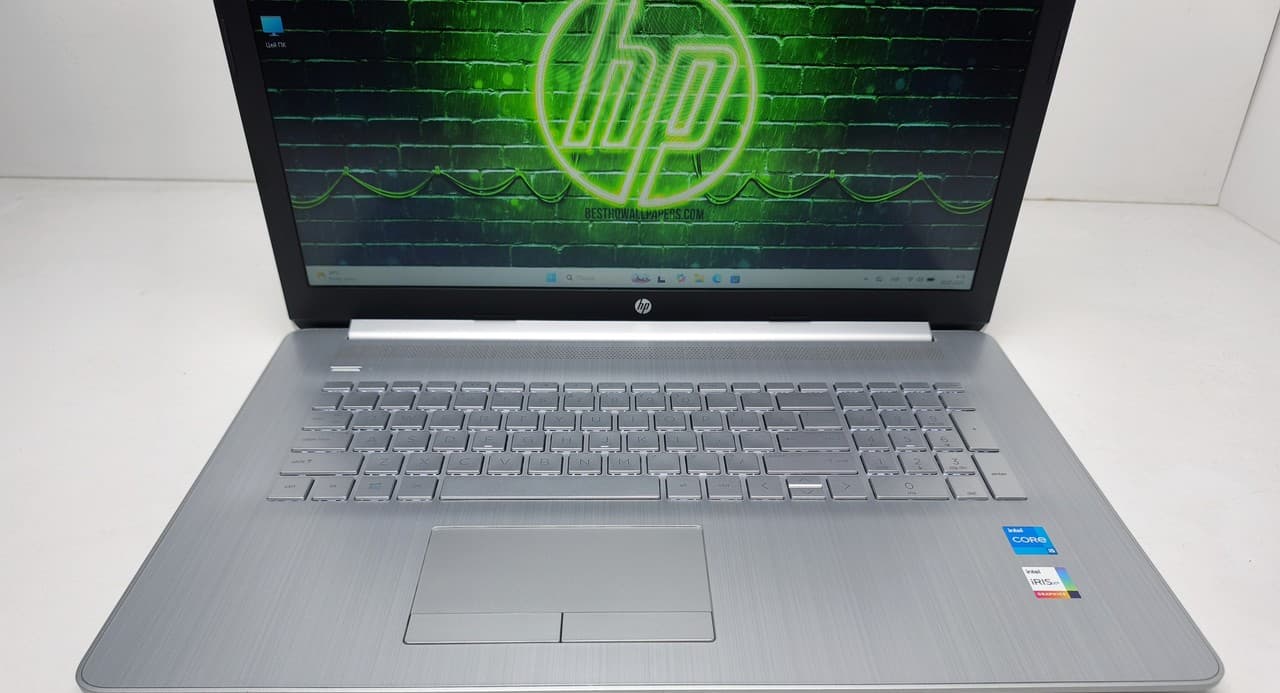 HP 17 Laptop 17.3 HD+Сore -1135G7 Core i5-1135G7 8/256 - фото 2