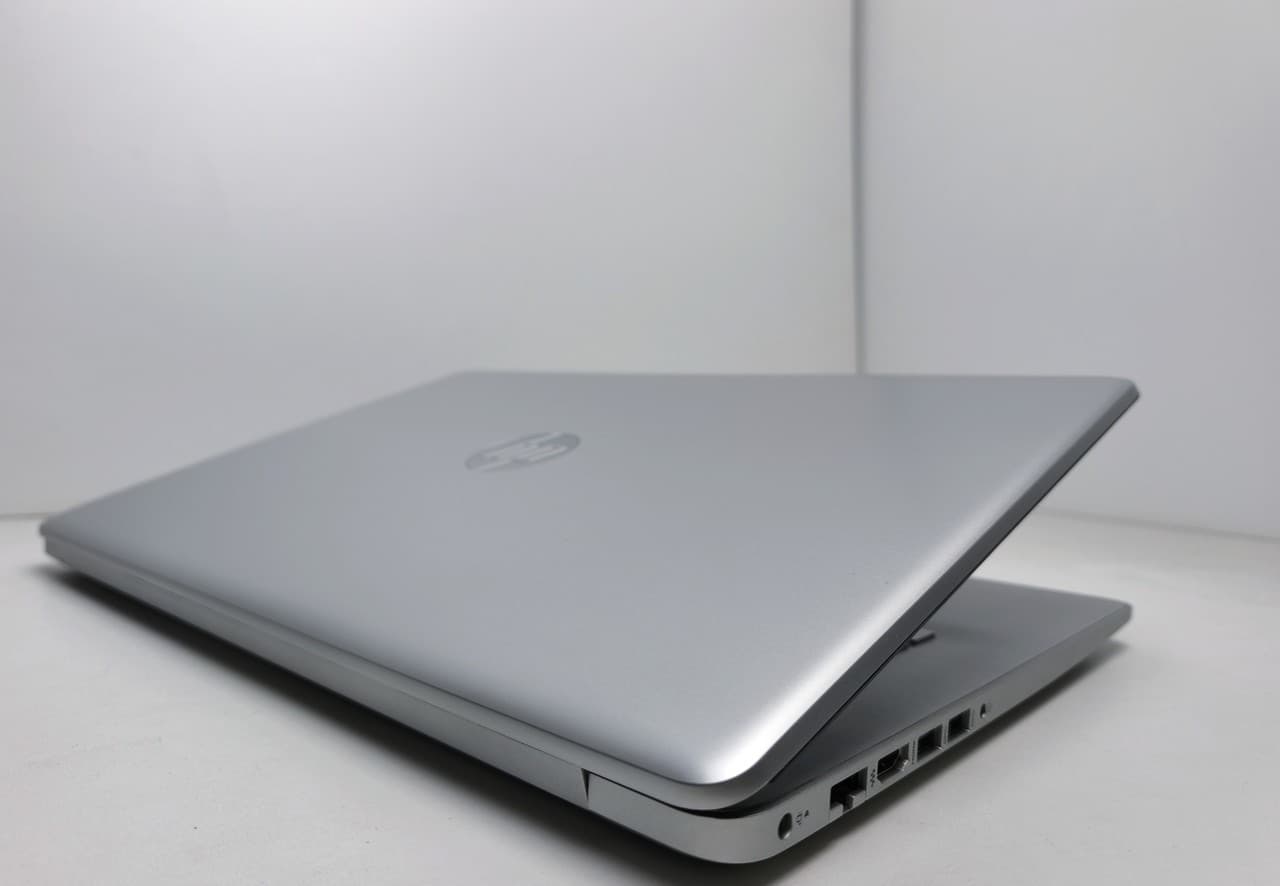 HP 17 Laptop 17.3 HD+Сore -1135G7 Core i5-1135G7 8/256 - фото 5