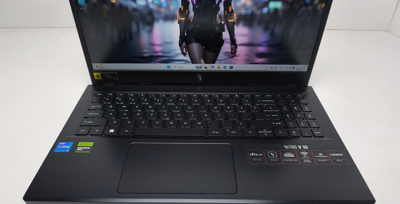 Acer Nitro V 15.6" Core i7-13620H 16/512 RTX 4050 6GB - фото 2