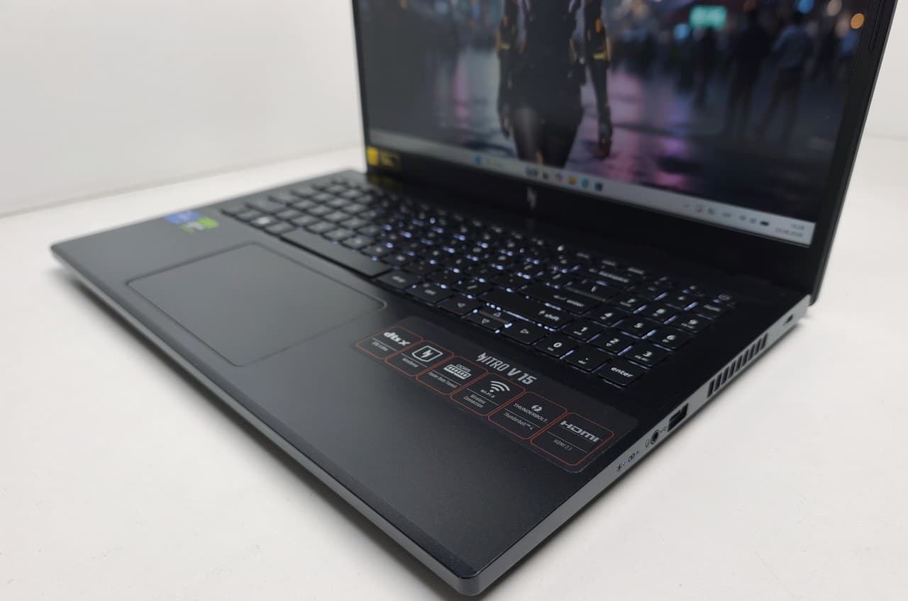 Acer Nitro V 15.6" Core i7-13620H 16/512 RTX 4050 6GB - фото 3