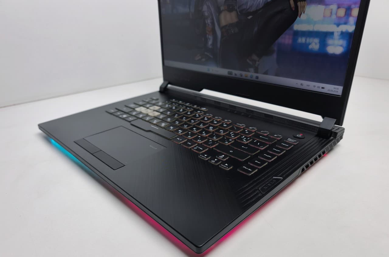 Asus ROG Strix 15.6" Core i7-9850H 16/256 RTX 2060 6GB - фото 3