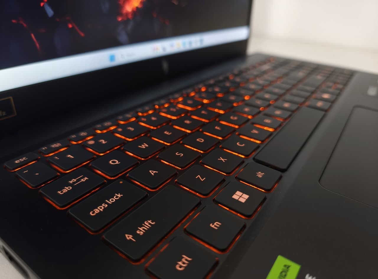 Acer Nitro V15 15.6" Core 5 210H 16/512 RTX 4050 6GB - фото 6