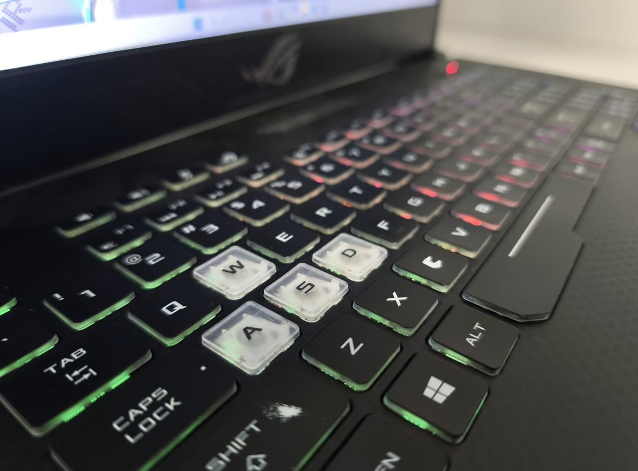 Asus ROG Strix Scar II 17.3" Core i7-8750H 16/1000 RTX 2070 8GB - фото 6