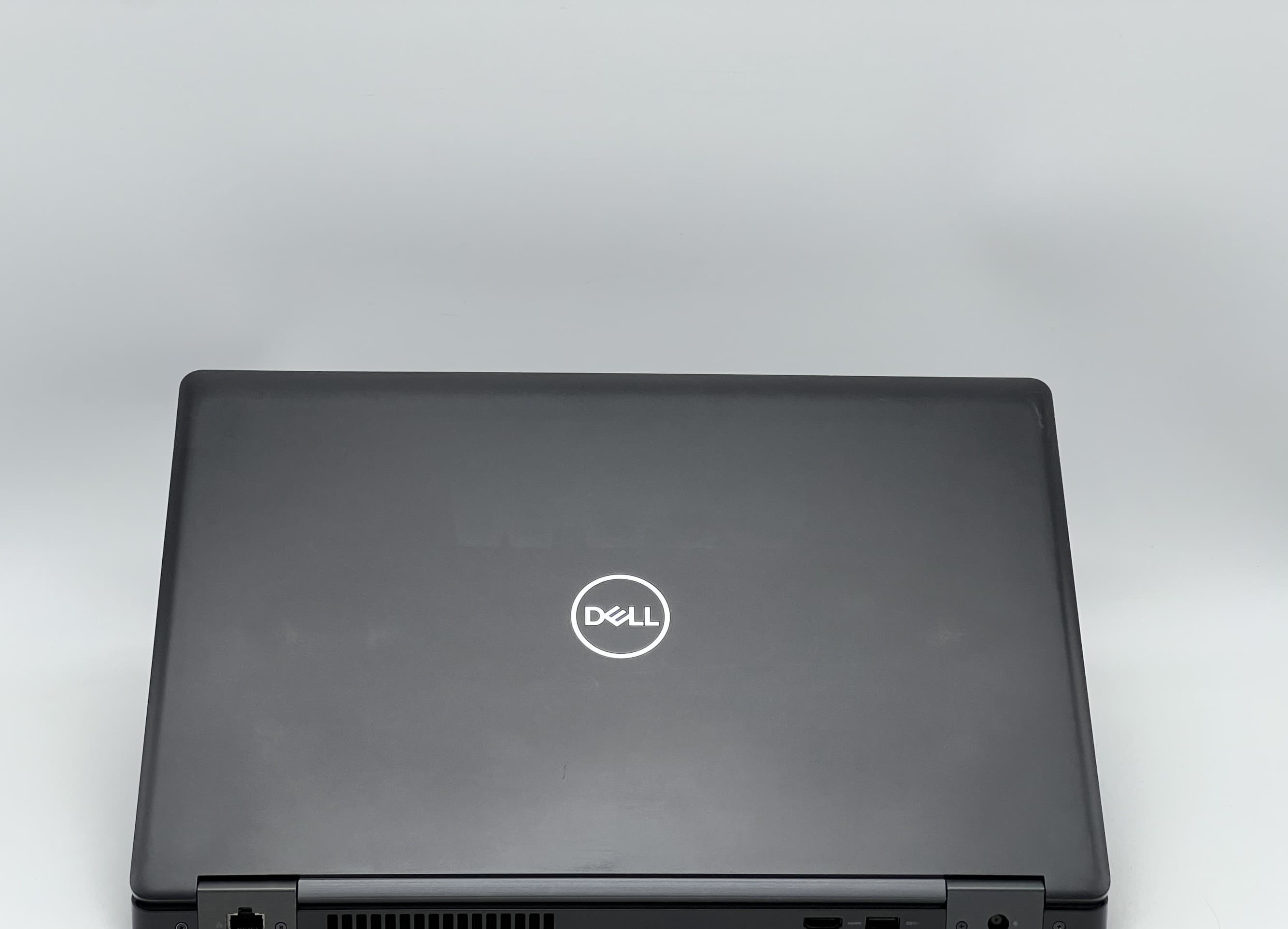 Dell Latitude 5590 15" i5-7300U 8/120 - фото 4