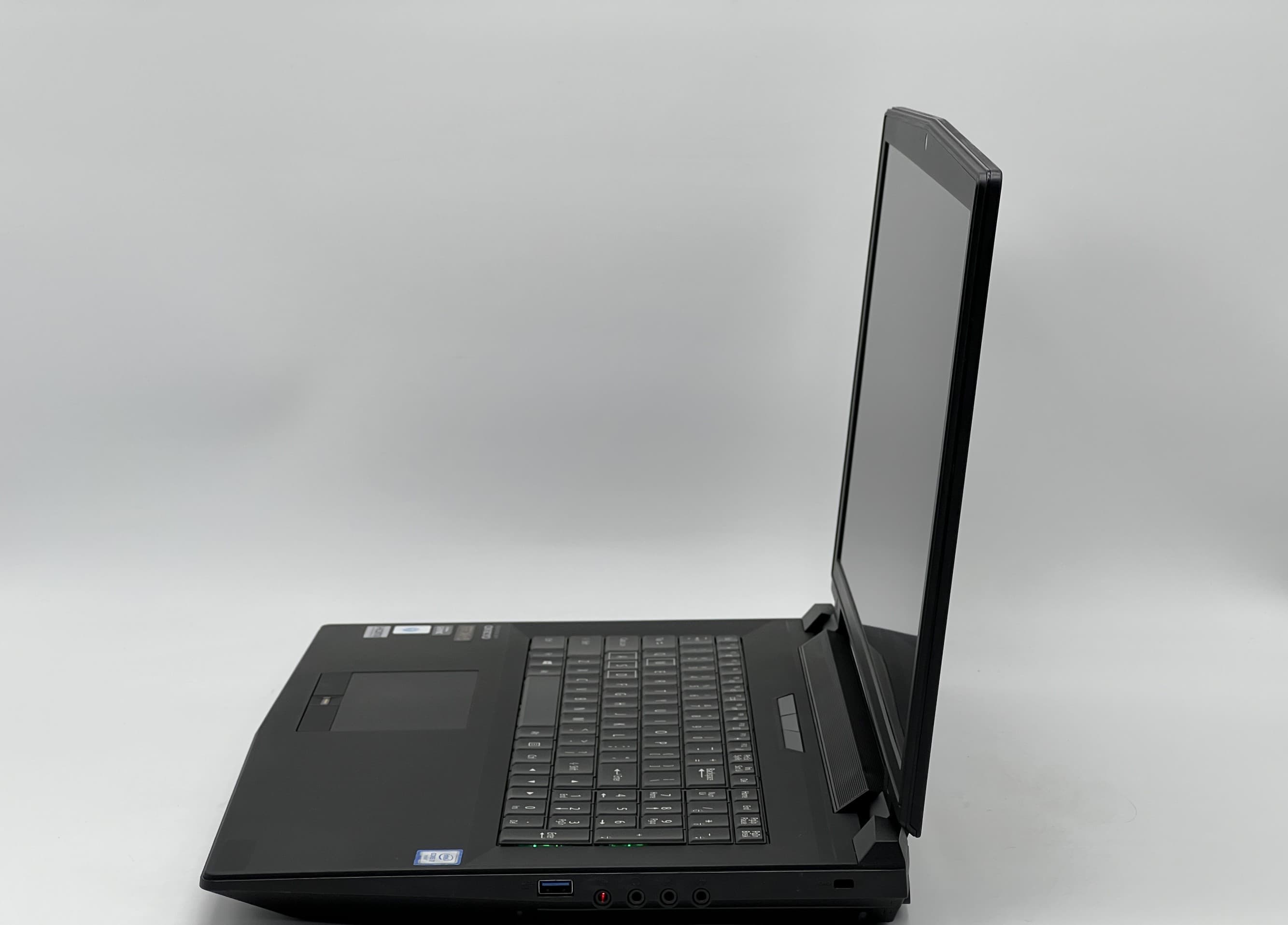 Sager X95 P770DM 17" i7-6700K 16/240 GTX 980 8GB - фото 3