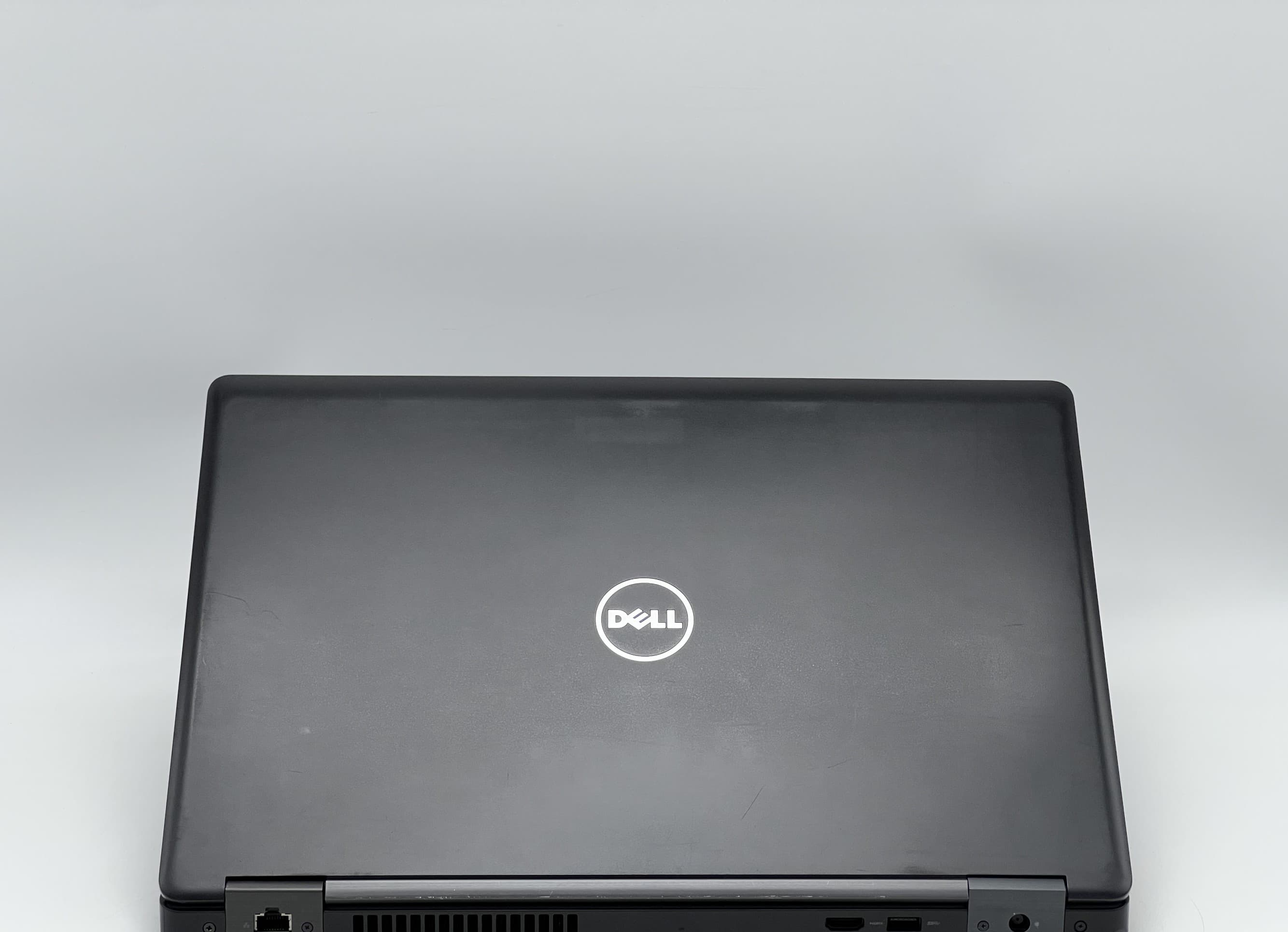 Dell Latitude 5590 15" i5-7300U 8/120 - фото 4