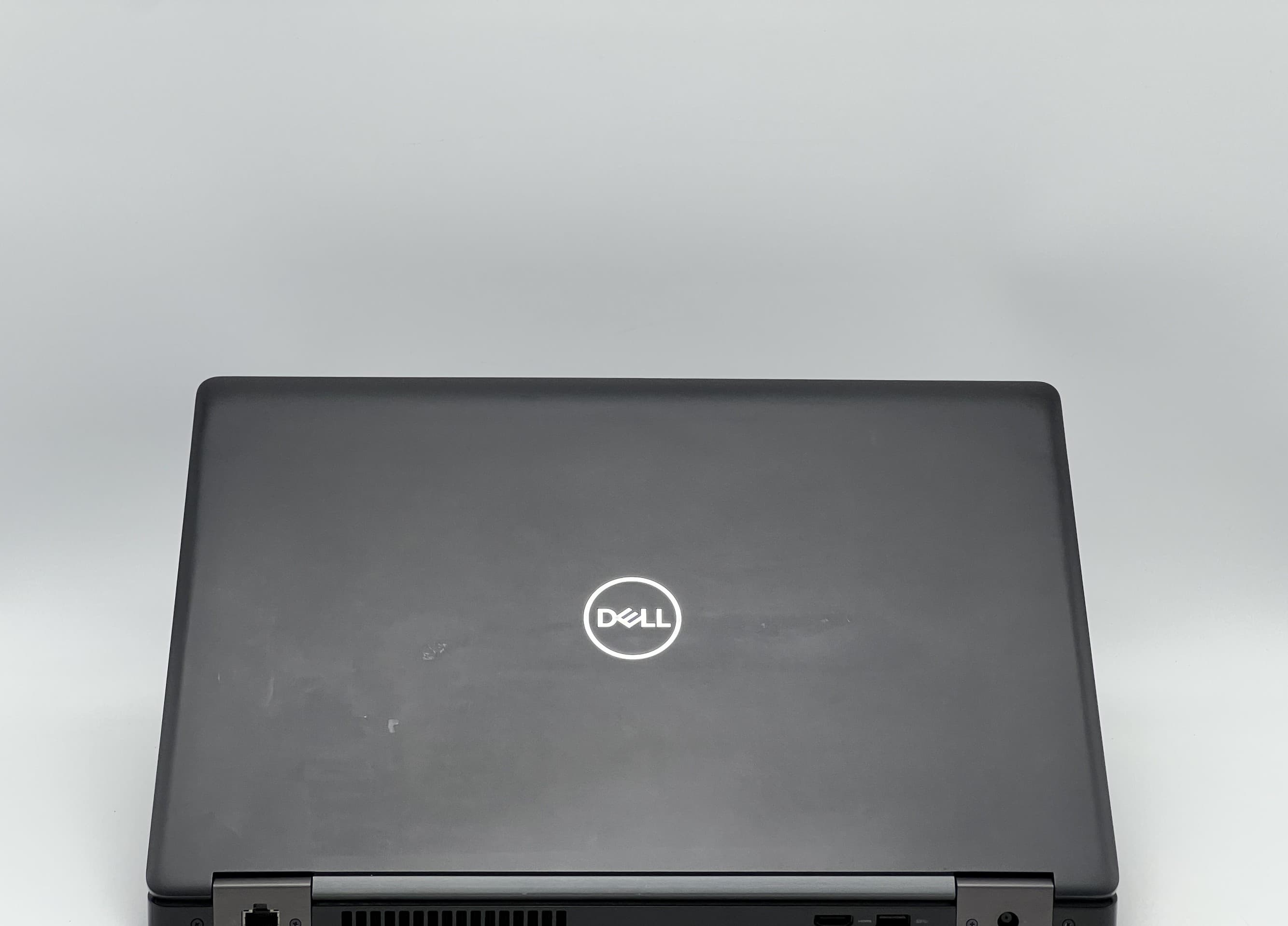 Dell Latitude 5590 15" i5-7300U 8/120 - фото 4
