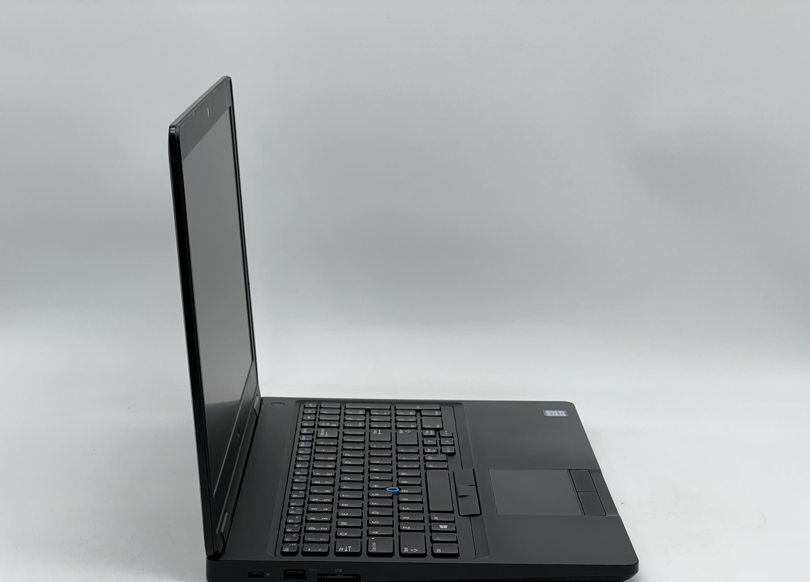 Dell Latitude 5590 15" i5-7300U 8/120 - фото 2