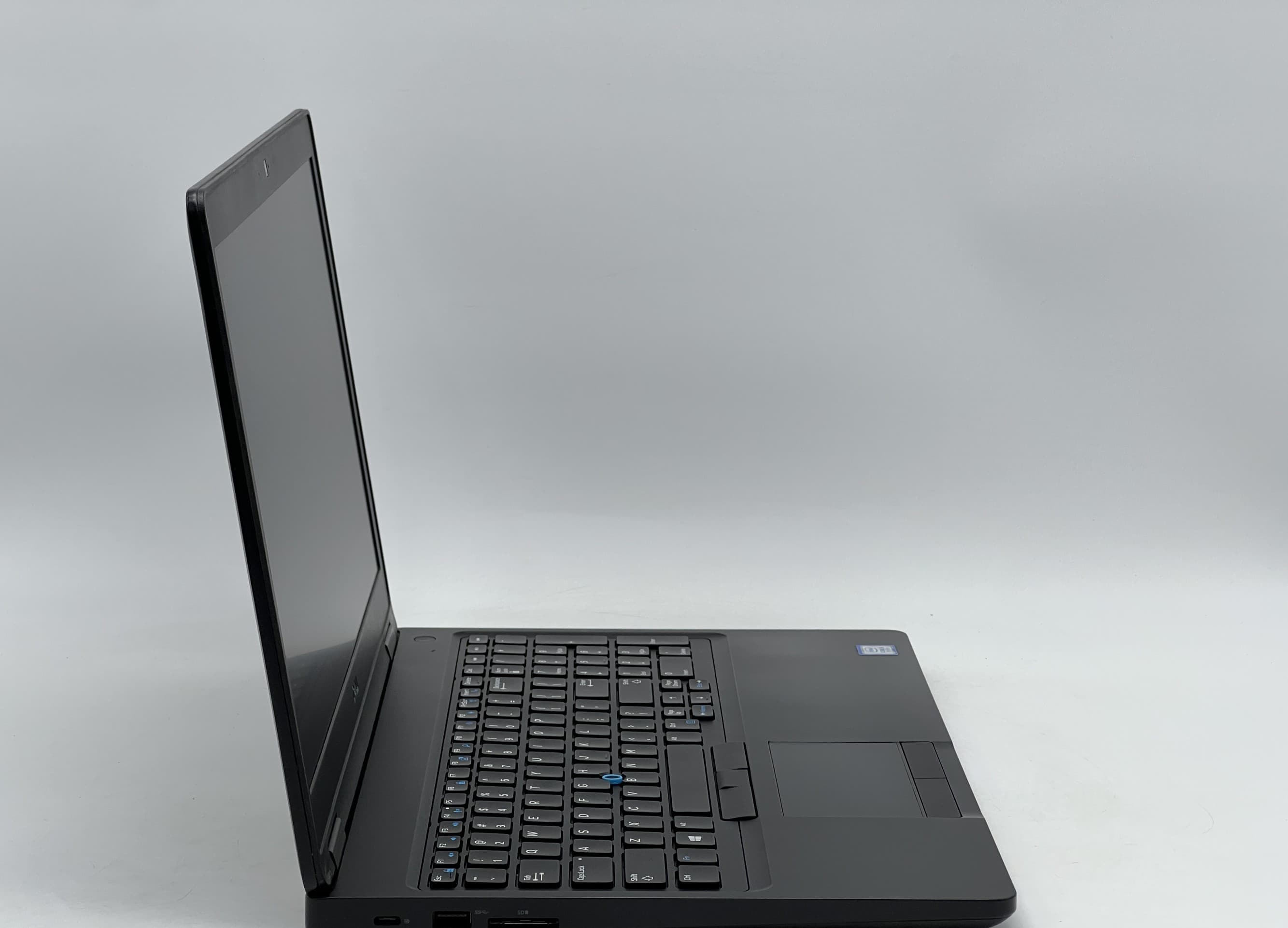 Dell Latitude 5590 15" i5-7300U 8/120 - фото 2