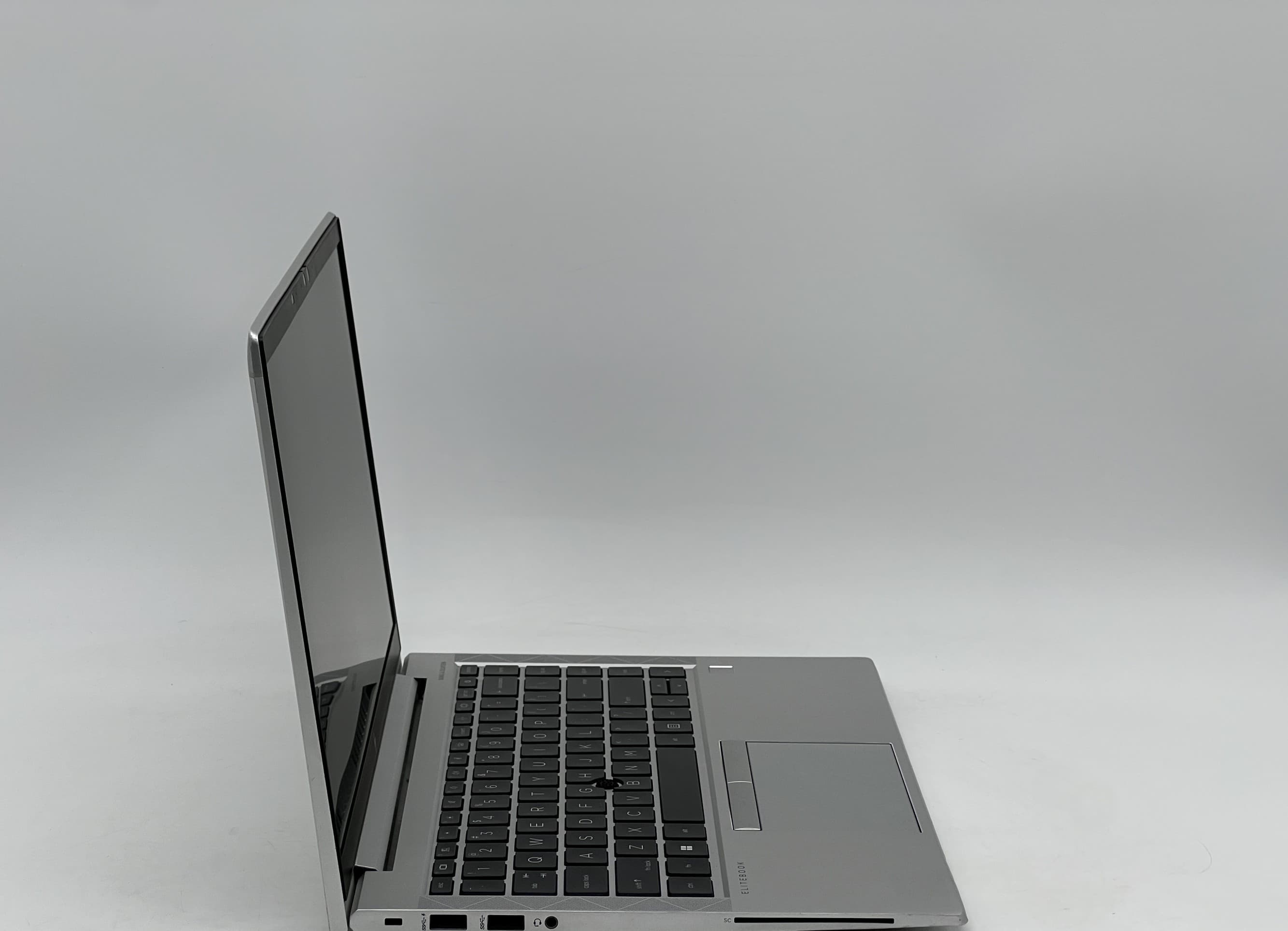 HP EliteBook 840 G8 14" i5-1145G7 16/240 - фото 2