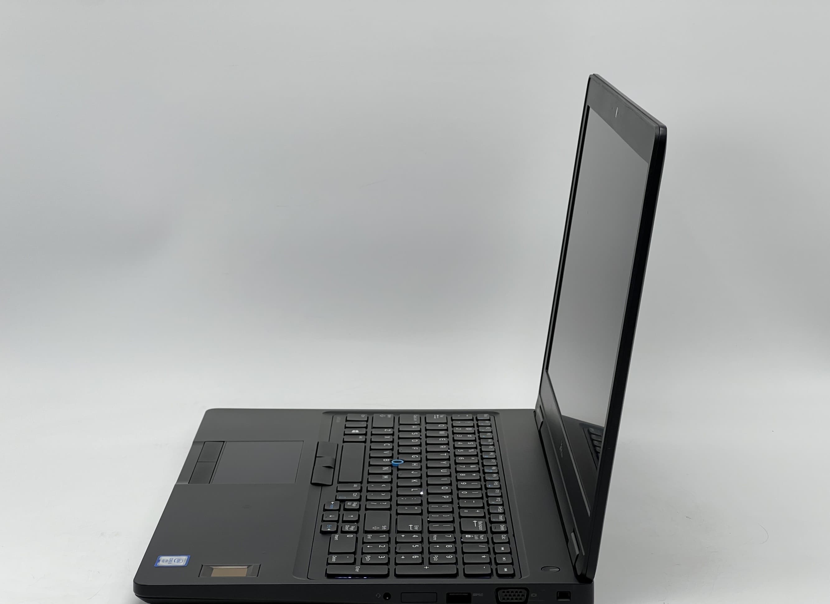 Dell Latitude 5580 15" i5-6300U 8/120 - фото 3