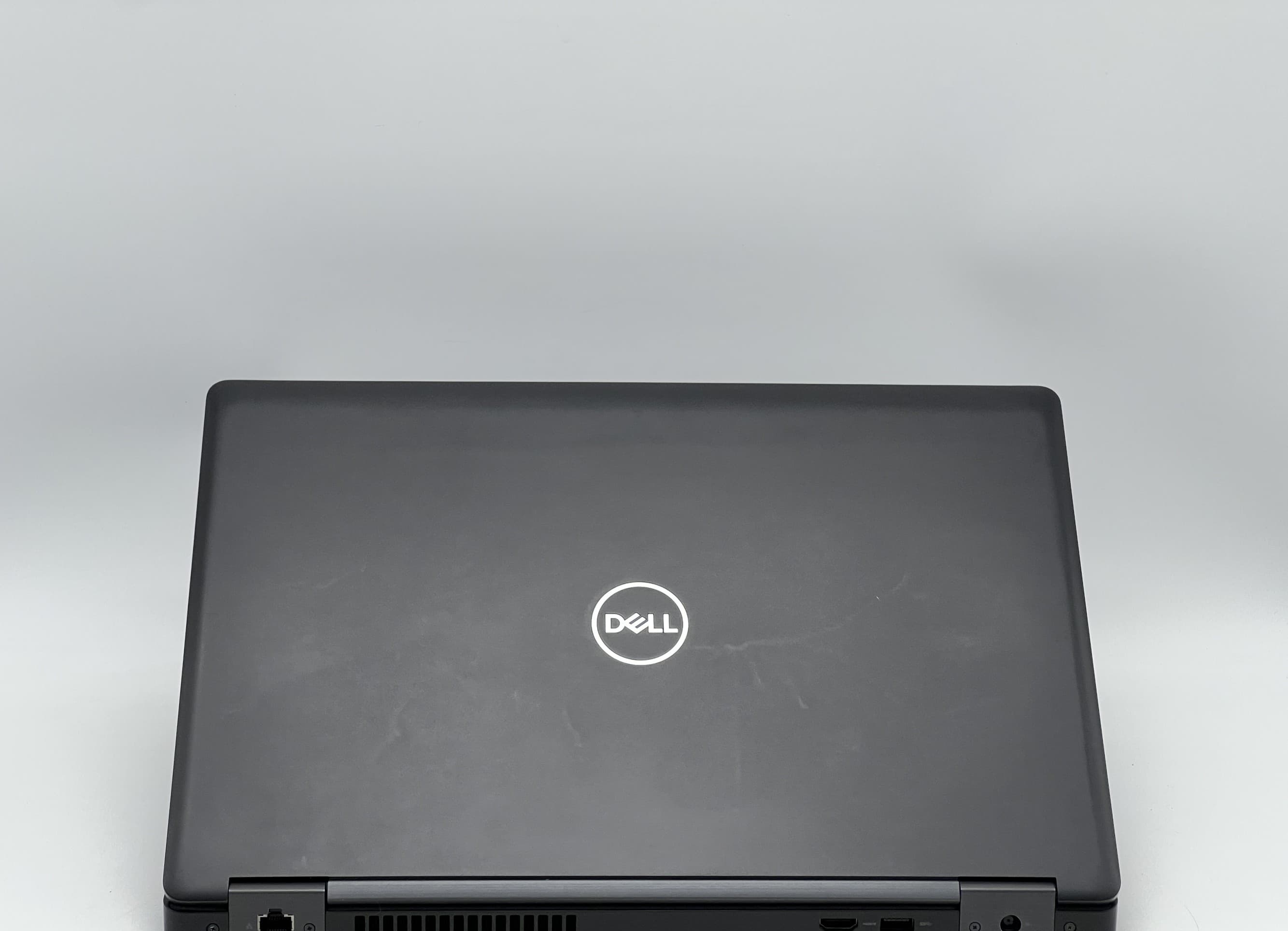Dell Latitude 5590 15" i5-7300U 8/120 - фото 4