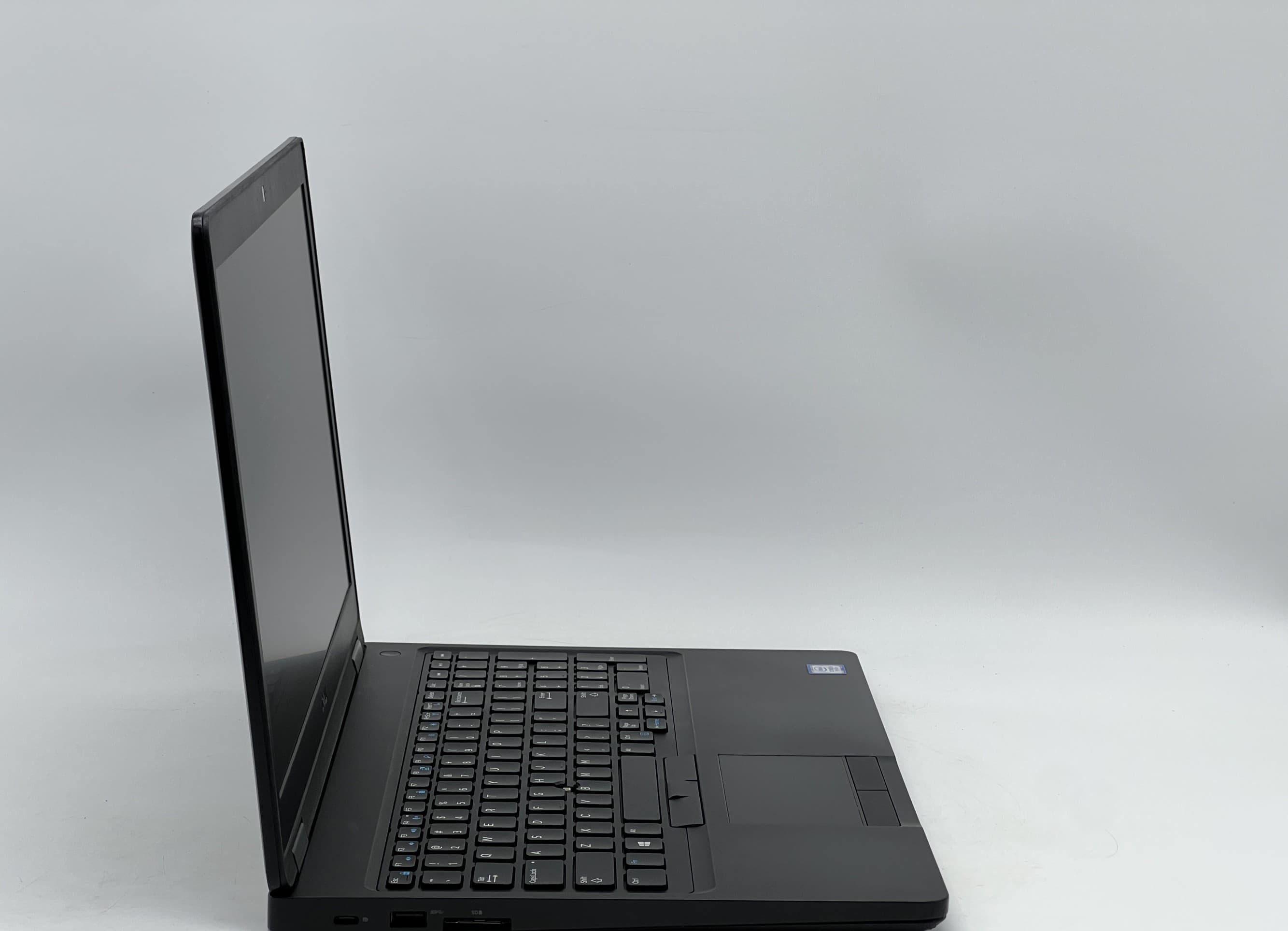 Dell Latitude 5590 15" i5-7300U 8/120 - фото 2