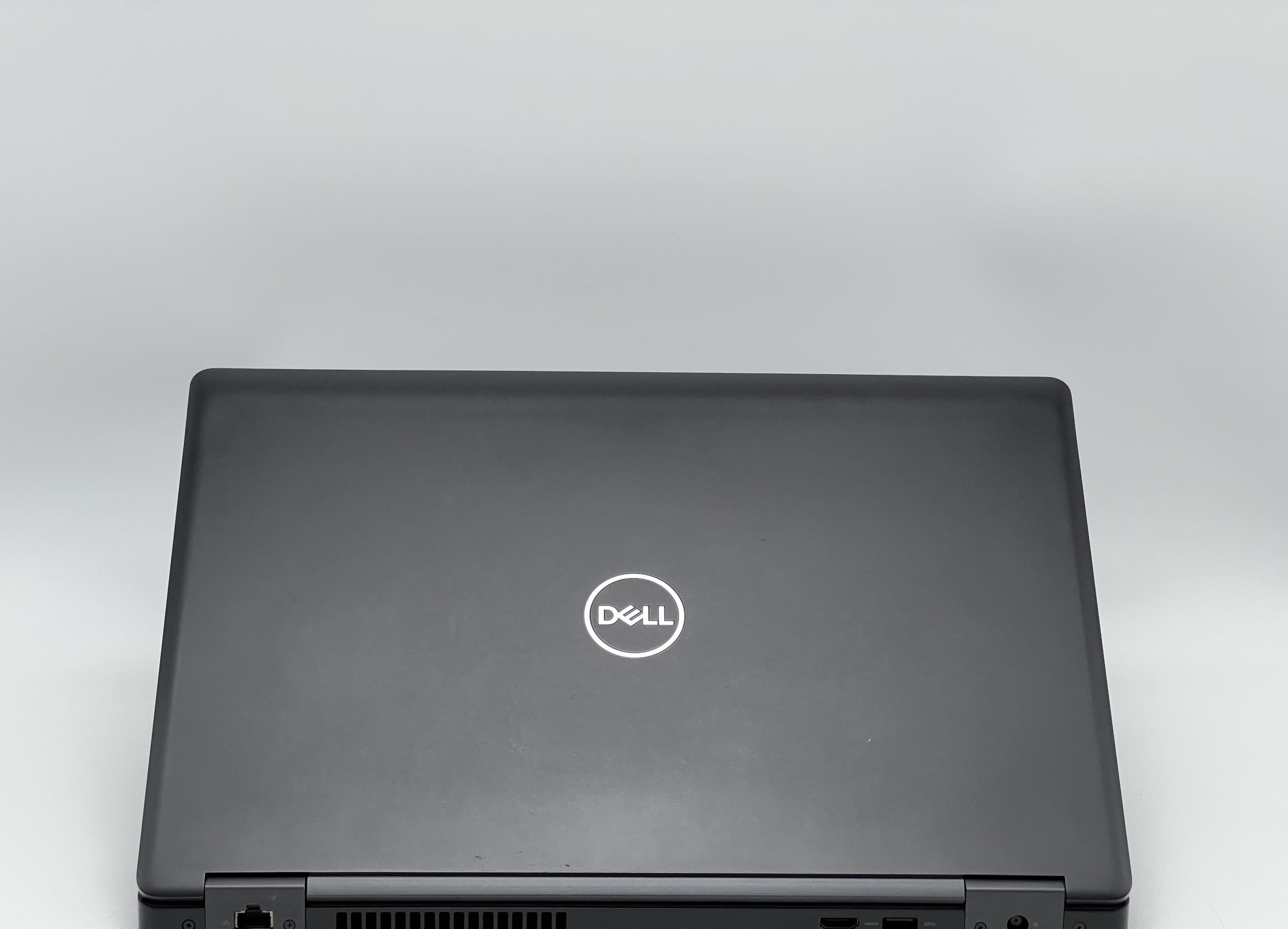 Dell Latitude 5590 15" i5-7300U 8/120 - фото 4