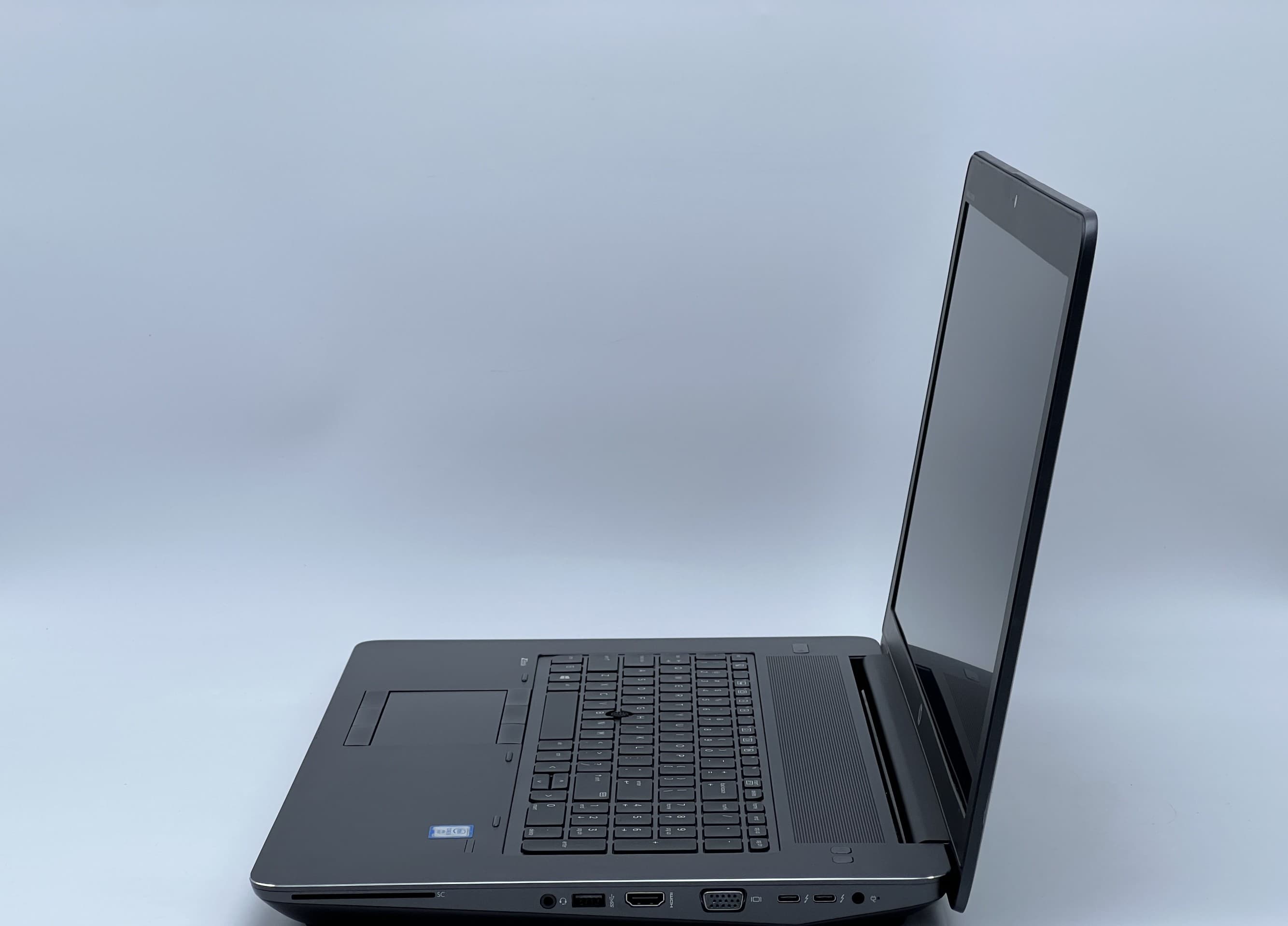 HP ZBook 17 G3 i5-6440HQ 16/480 - фото 3