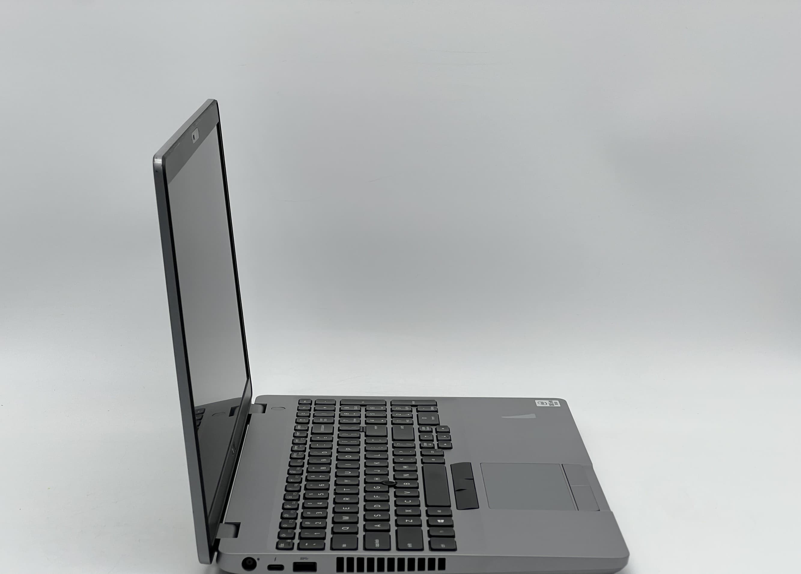 Dell Latitude 5511 15" i5-10400H 16/240 - фото 2
